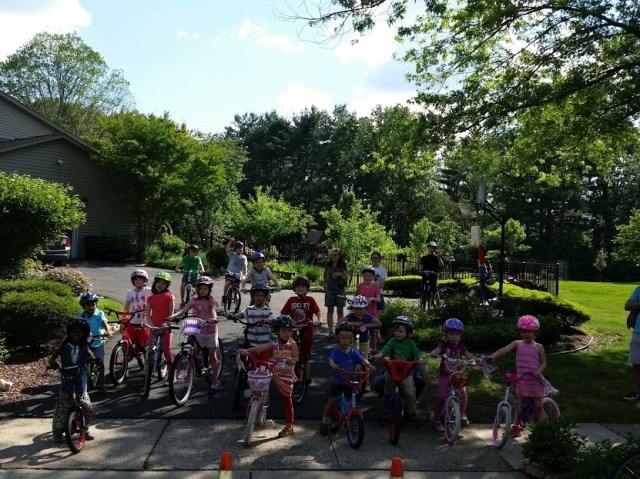 neighborhood kids bikes
