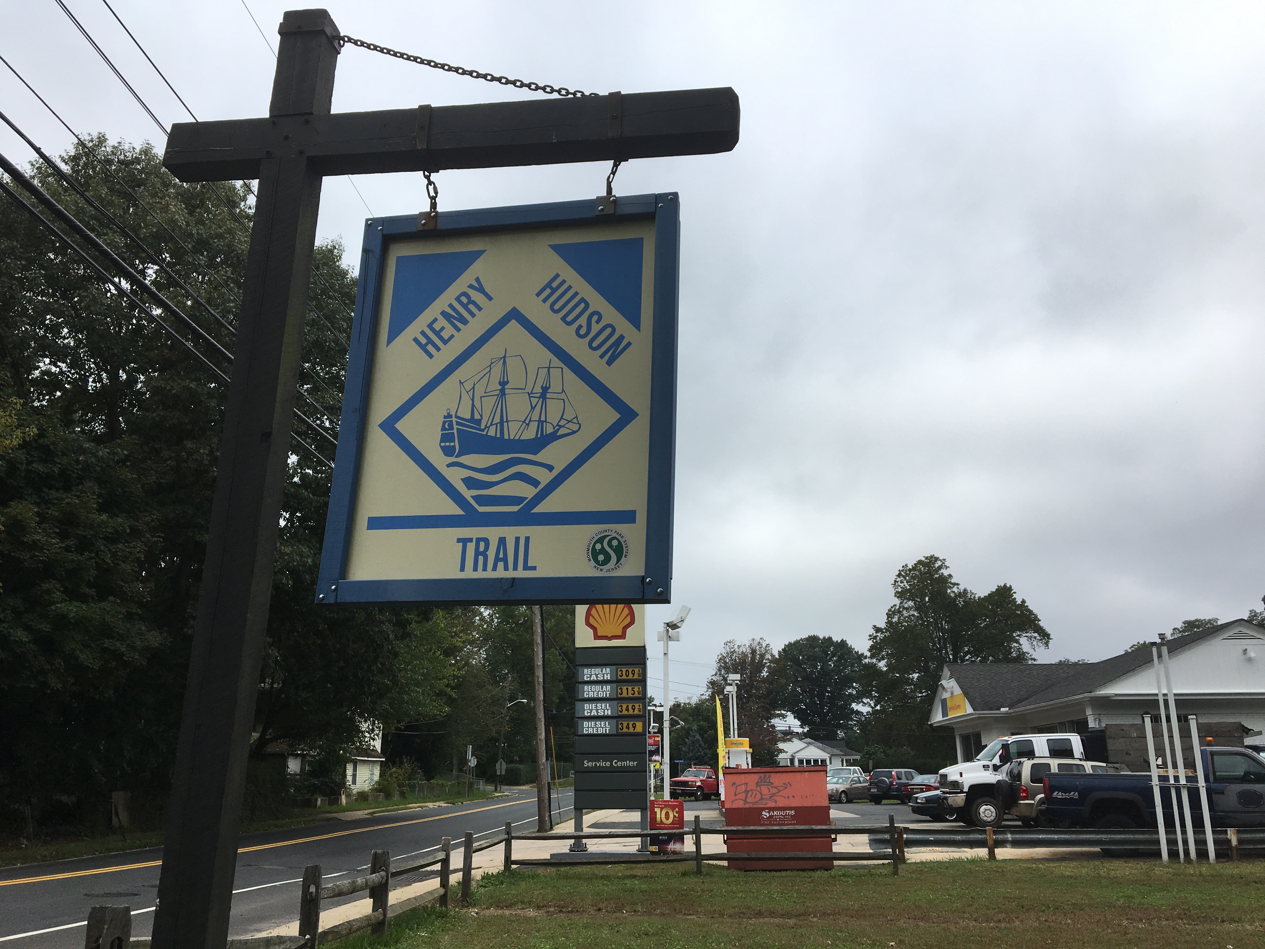 CE977B38-F304-4EC7-B646-4F0D0499654E